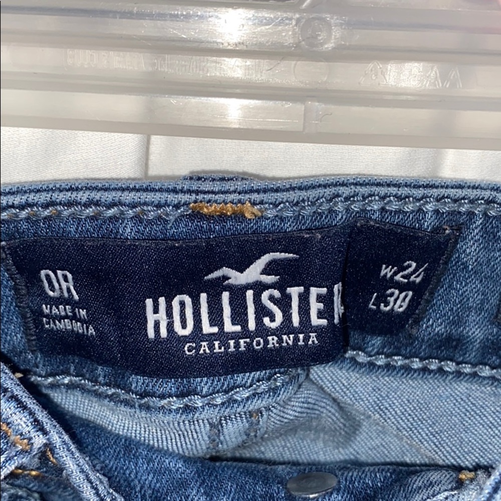 Blue Ripped Jeans - Picture 4 of 4
